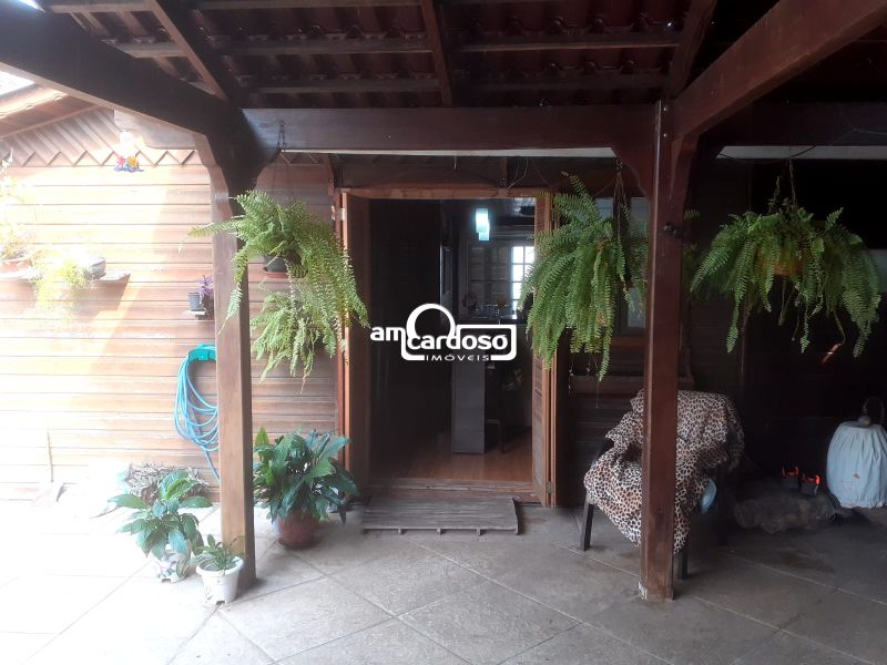Casa com 3 quartos, 3 banheiros e 110m² à venda no bairro Parque dos Mayas, Porto Alegre