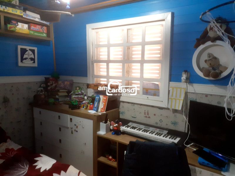 Casa com 3 quartos, 3 banheiros e 110m² à venda no bairro Parque dos Mayas, Porto Alegre