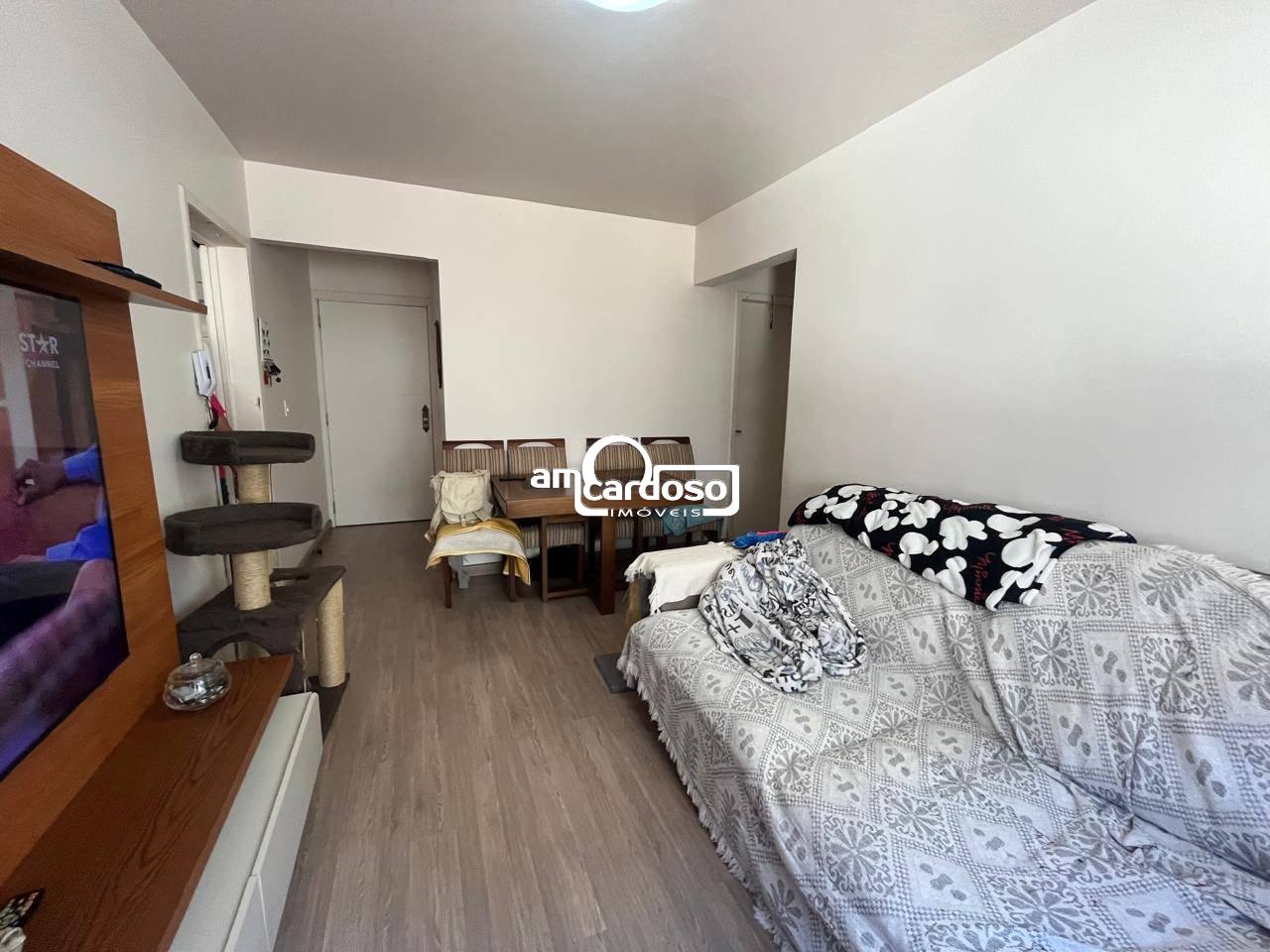 Apartamento com 2 quartos, 1 banheiro e 71m² à venda no bairro Sao Sebastiao, Porto Alegre
