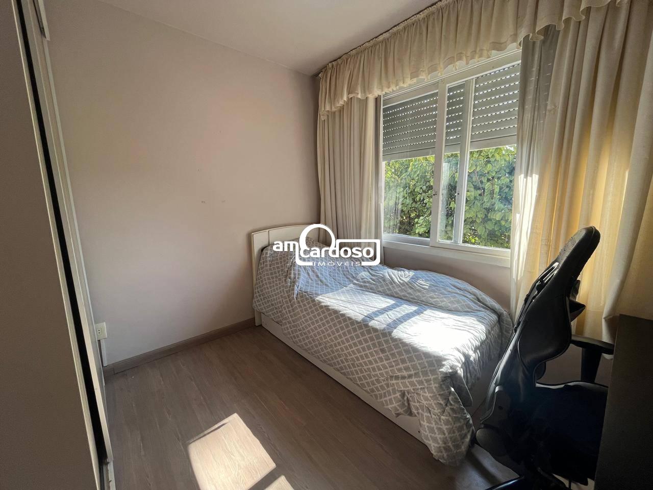 Apartamento com 2 quartos, 1 banheiro e 71m² à venda no bairro Sao Sebastiao, Porto Alegre