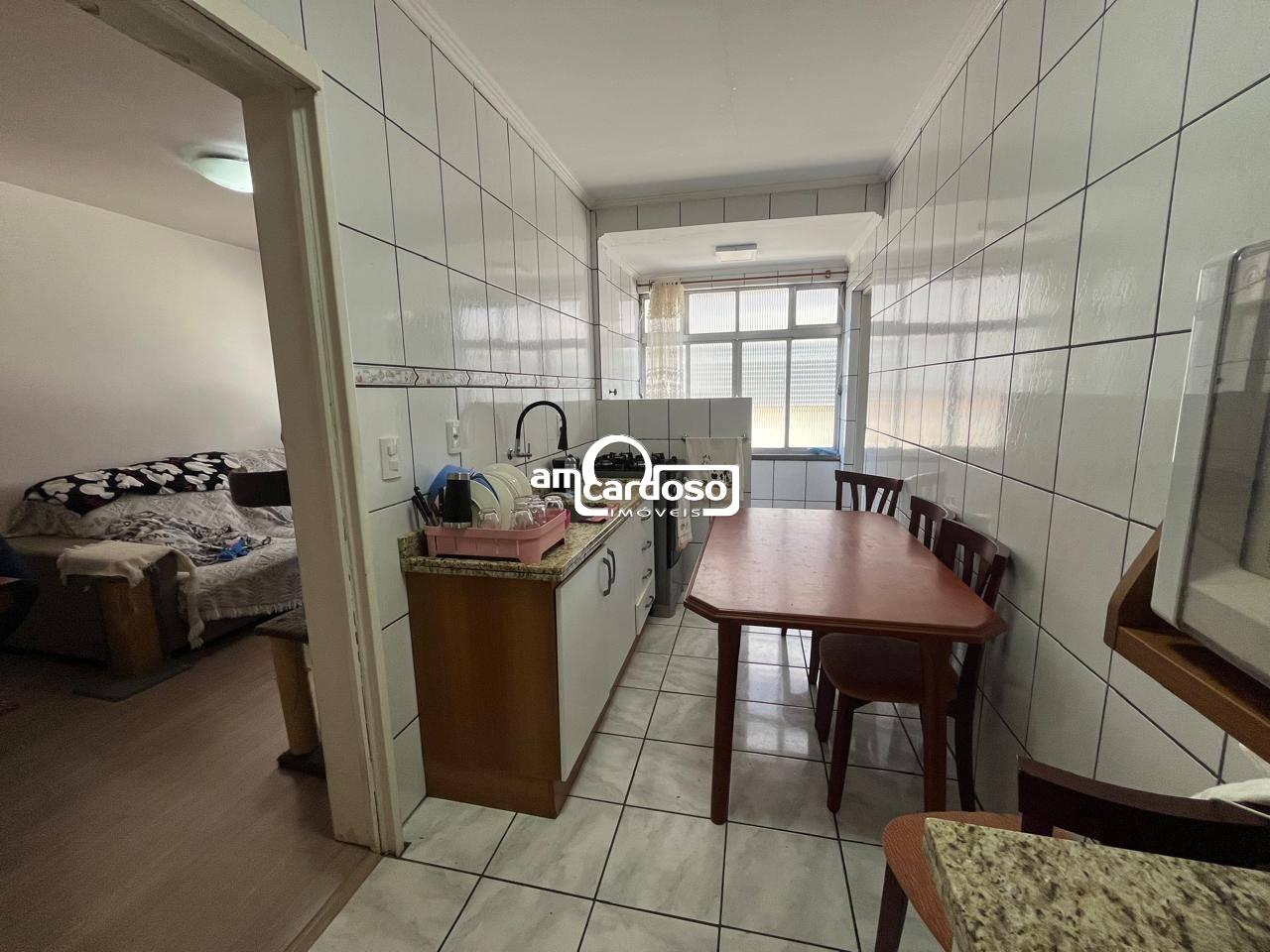 Apartamento com 2 quartos, 1 banheiro e 71m² à venda no bairro Sao Sebastiao, Porto Alegre