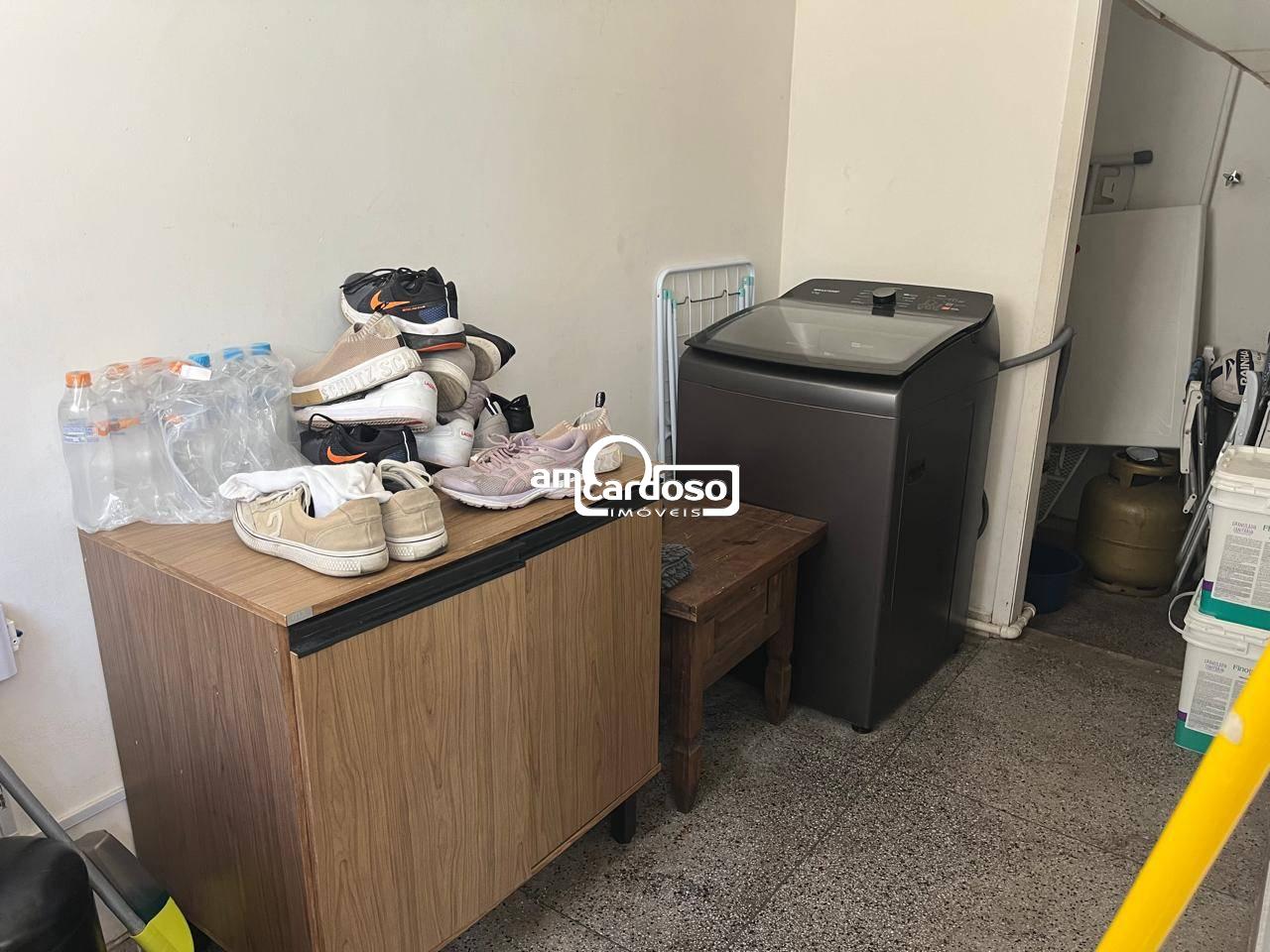 Apartamento com 2 quartos, 1 banheiro e 71m² à venda no bairro Sao Sebastiao, Porto Alegre