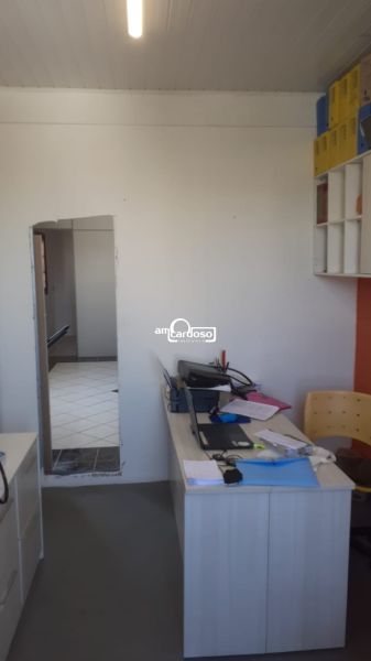 Casa com 3 quartos, 3 banheiros e 200m² à venda no bairro Sao Sebastiao, Porto Alegre