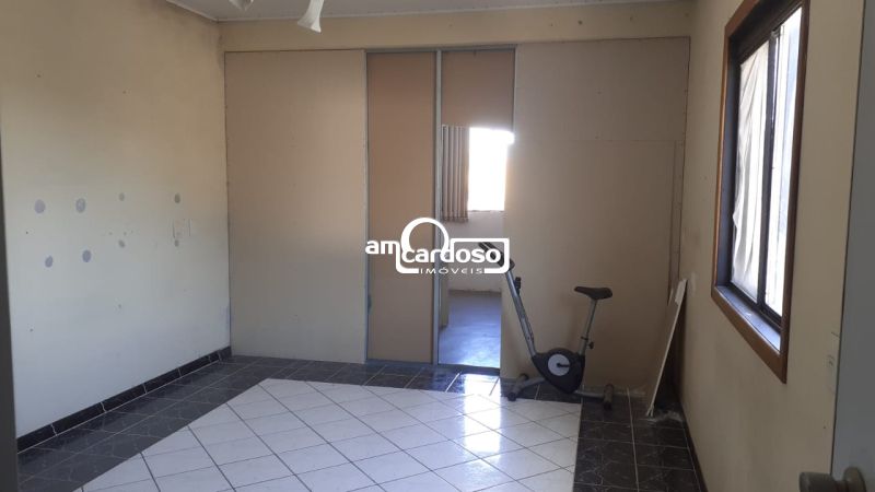 Casa com 3 quartos, 3 banheiros e 200m² à venda no bairro Sao Sebastiao, Porto Alegre