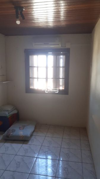 Casa com 3 quartos, 3 banheiros e 200m² à venda no bairro Sao Sebastiao, Porto Alegre