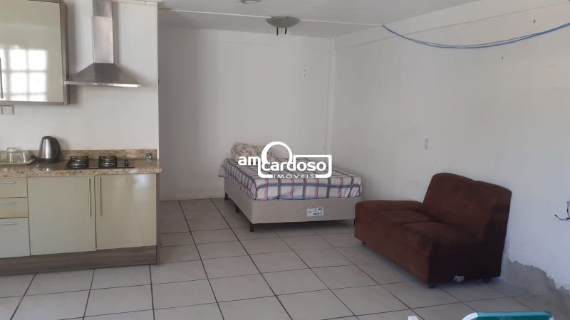 Casa com 3 quartos, 3 banheiros e 200m² à venda no bairro Sao Sebastiao, Porto Alegre