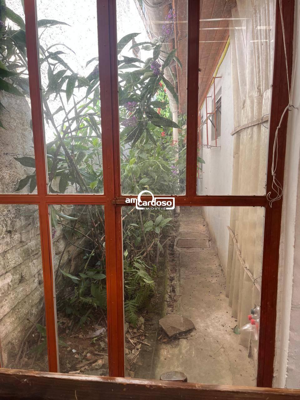 Casa com 3 quartos, 2 banheiros e 80m² à venda no bairro Aparecida, Alvorada