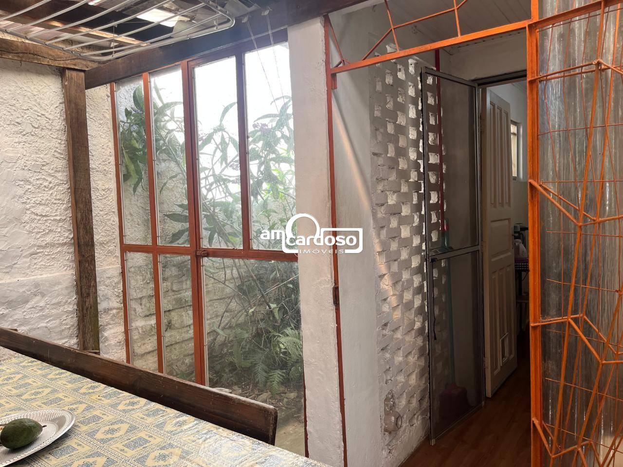 Casa com 3 quartos, 2 banheiros e 80m² à venda no bairro Aparecida, Alvorada