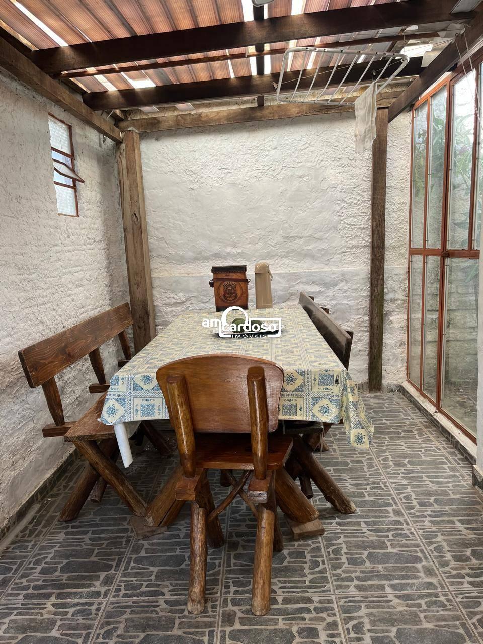 Casa com 3 quartos, 2 banheiros e 80m² à venda no bairro Aparecida, Alvorada