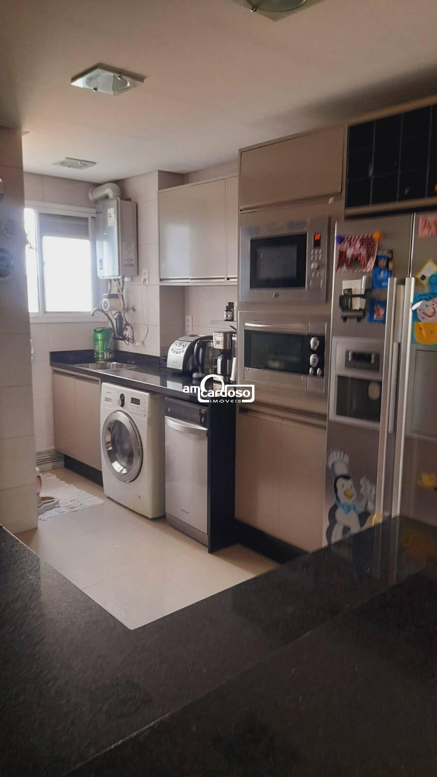 Apartamento com 3 quartos, 2 banheiros e 99m² à venda no bairro Vila Imbui, Cachoeirinha