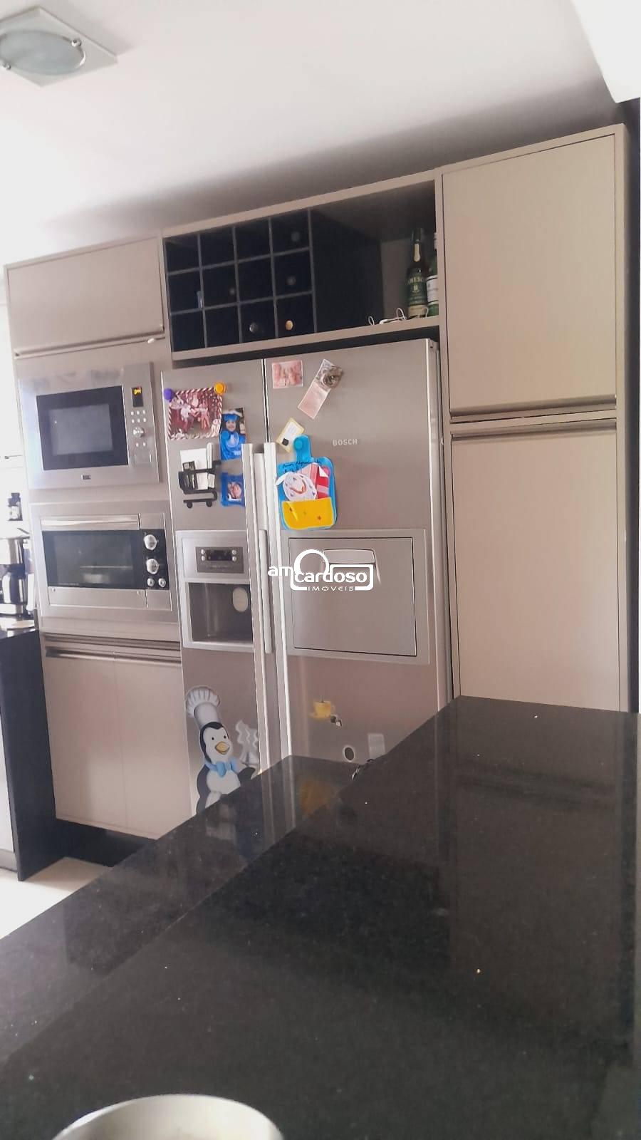 Apartamento com 3 quartos, 2 banheiros e 99m² à venda no bairro Vila Imbui, Cachoeirinha