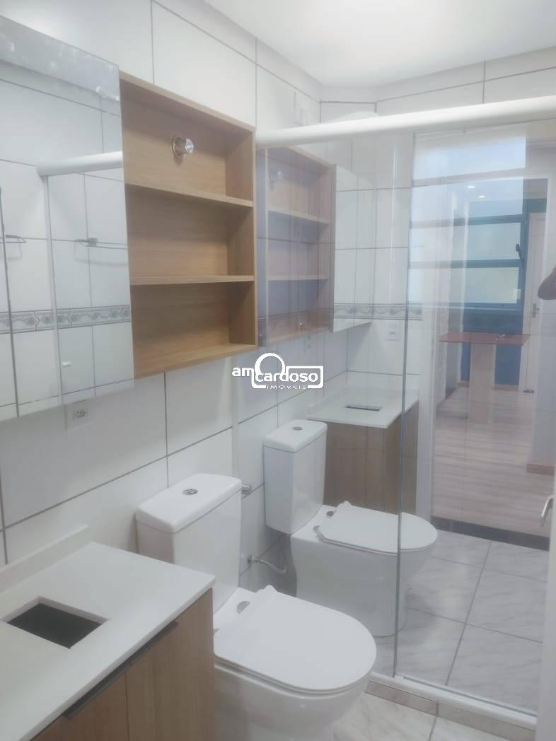 Apartamento com 2 quartos, 2 banheiros e 70m² à venda no bairro Bom Jesus, Porto Alegre