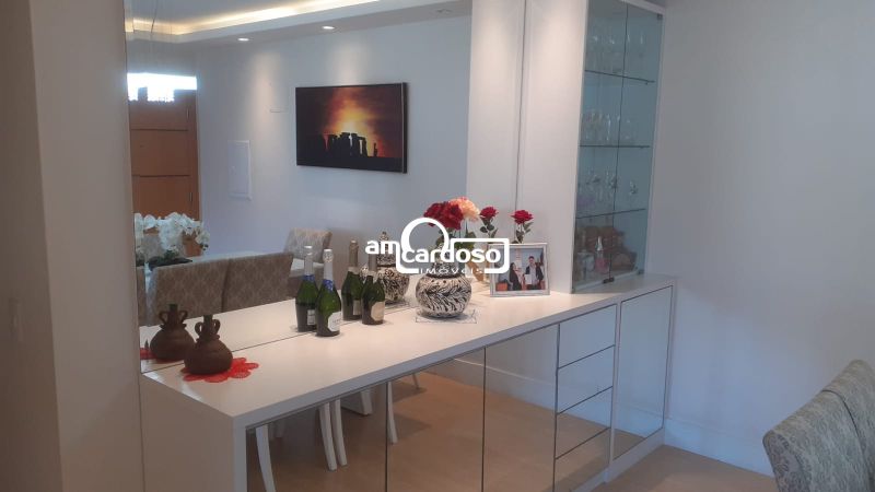 Apartamento com 3 quartos, 2 banheiros e 104m² à venda no bairro Cristo Redentor, Porto Alegre