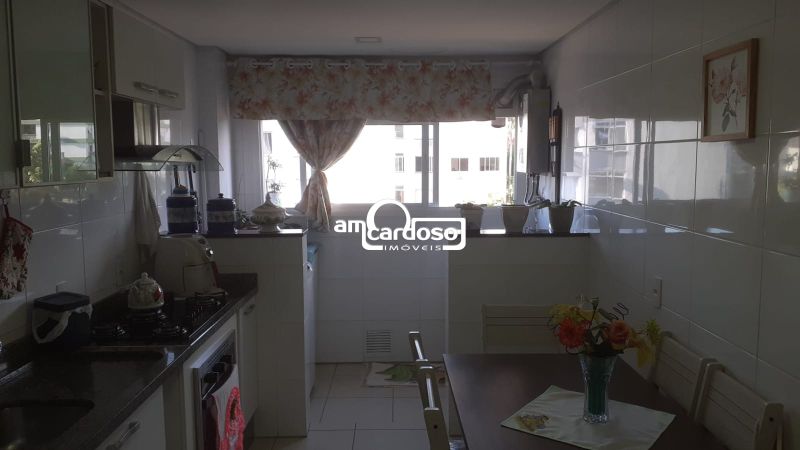 Apartamento com 3 quartos, 2 banheiros e 104m² à venda no bairro Cristo Redentor, Porto Alegre