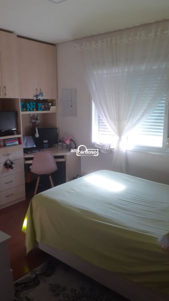 Apartamento com 3 quartos, 2 banheiros e 104m² à venda no bairro Cristo Redentor, Porto Alegre