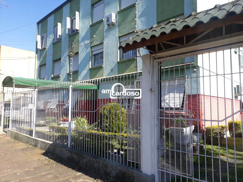 Apartamento com 2 quartos, 1 banheiro e 70m² à venda no bairro Sao Sebastiao, Porto Alegre