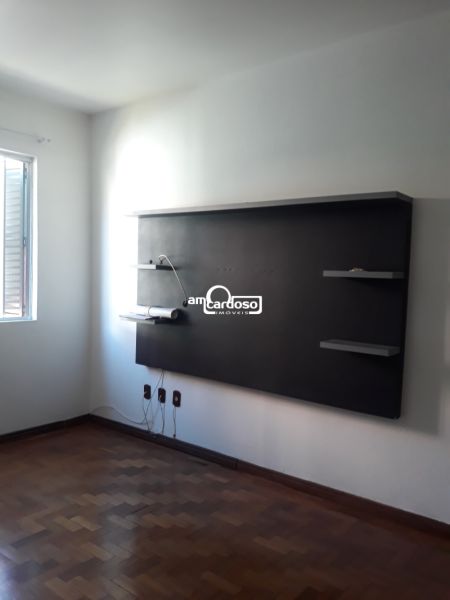 Apartamento com 2 quartos, 1 banheiro e 70m² à venda no bairro Sao Sebastiao, Porto Alegre