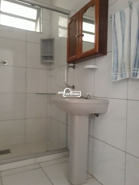 Apartamento com 2 quartos, 1 banheiro e 70m² à venda no bairro Sao Sebastiao, Porto Alegre