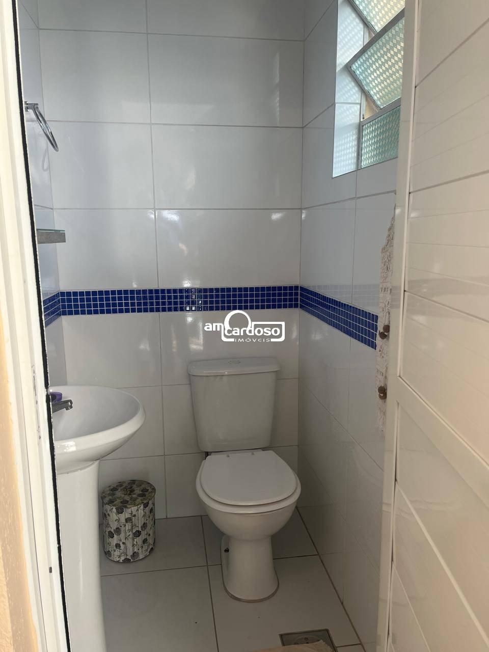 Casa com 2 quartos, 3 banheiros e 160m² à venda no bairro Sao Sebastiao, Porto Alegre