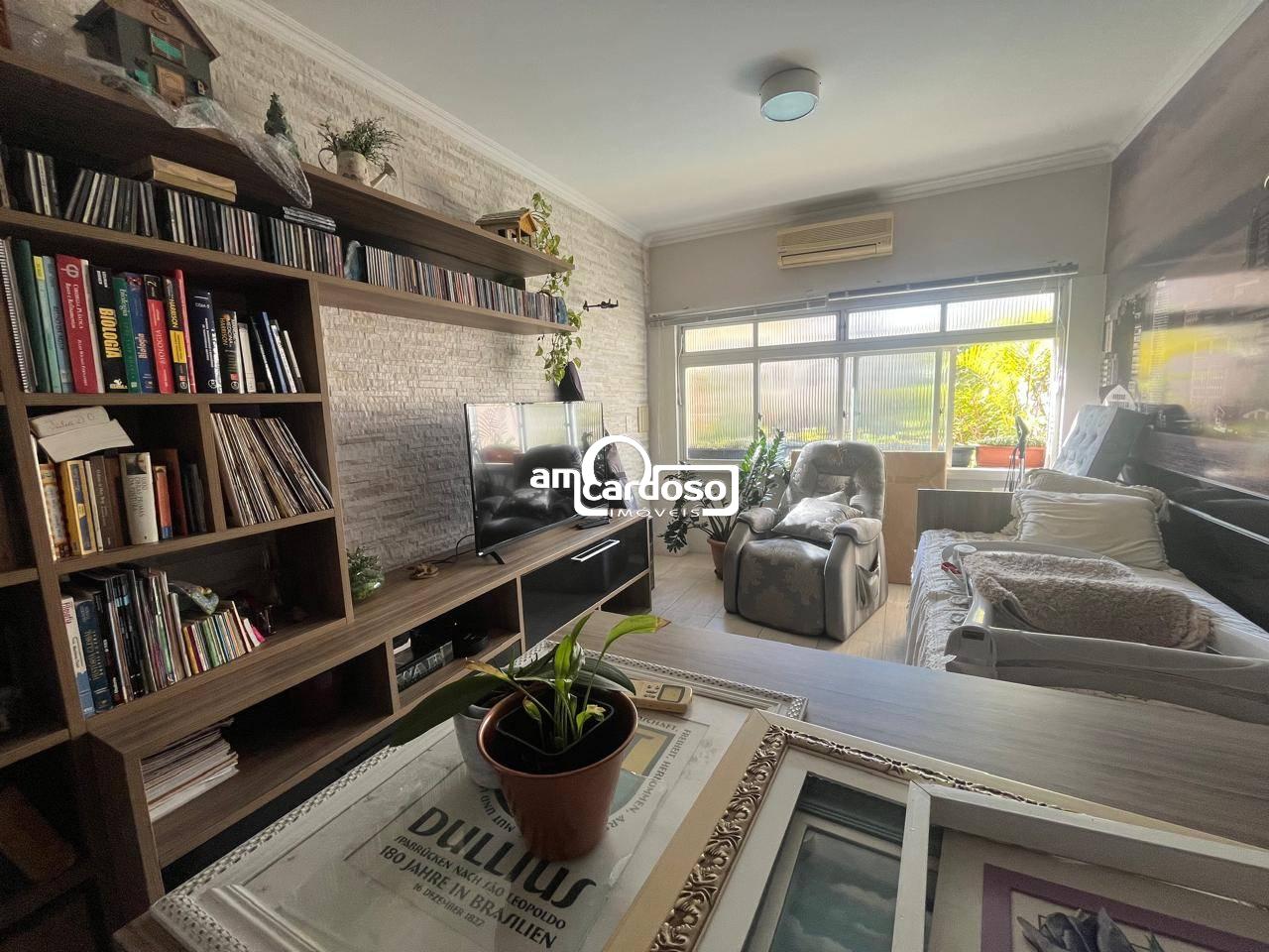 Casa com 2 quartos, 3 banheiros e 160m² à venda no bairro Sao Sebastiao, Porto Alegre