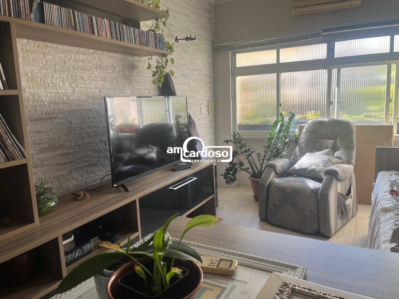 Casa com 2 quartos, 3 banheiros e 160m² à venda no bairro Sao Sebastiao, Porto Alegre