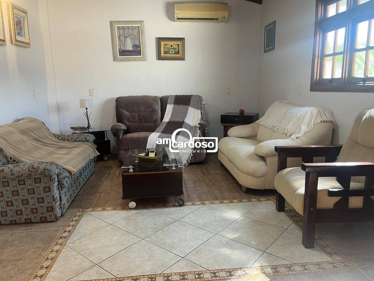 Casa com 2 quartos, 3 banheiros e 160m² à venda no bairro Sao Sebastiao, Porto Alegre