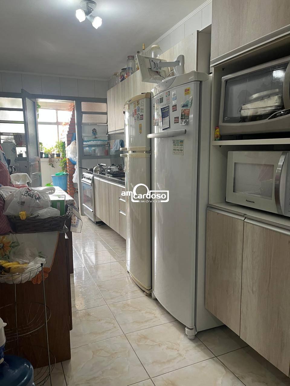 Apartamento com 2 quartos, 2 banheiros e 83m² à venda no bairro Sao Sebastiao, Porto Alegre