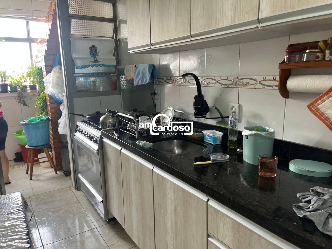 Apartamento com 2 quartos, 2 banheiros e 83m² à venda no bairro Sao Sebastiao, Porto Alegre
