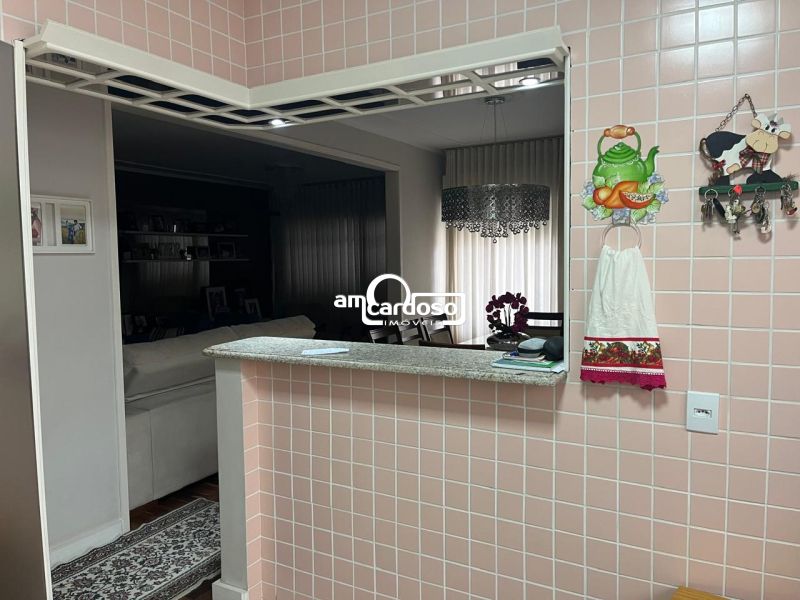 Casa com 3 quartos, 2 banheiros e 166m² à venda no bairro Sao Sebastiao, Porto Alegre