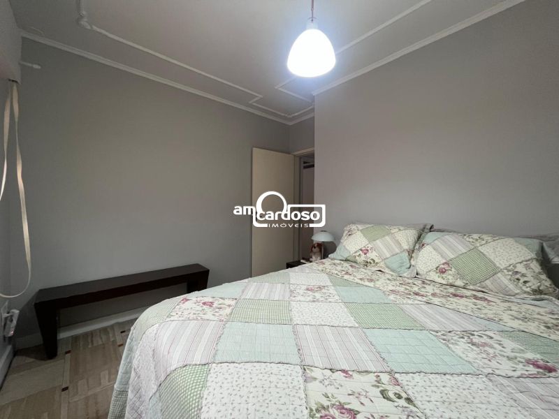 Casa com 3 quartos, 2 banheiros e 166m² à venda no bairro Sao Sebastiao, Porto Alegre