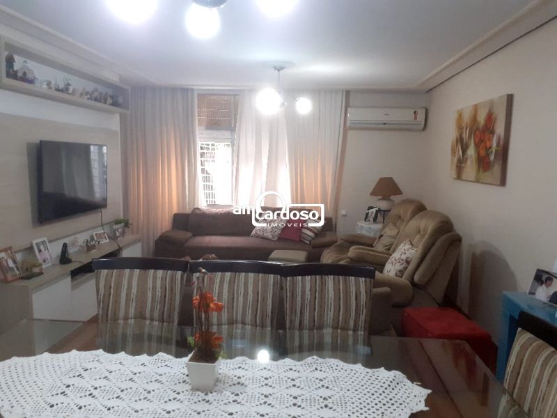 Casa com 3 quartos, 2 banheiros e 190m² à venda no bairro Sao Sebastiao, Porto Alegre
