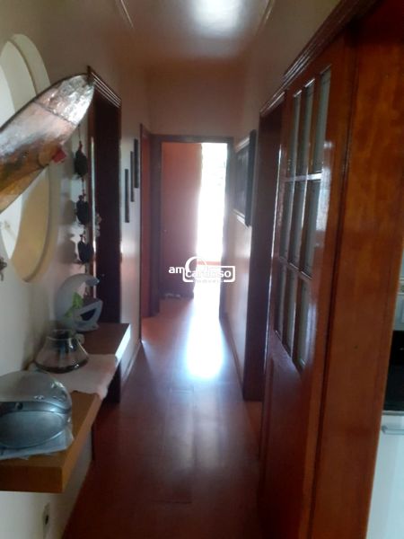 Casa com 3 quartos, 2 banheiros e 190m² à venda no bairro Sao Sebastiao, Porto Alegre
