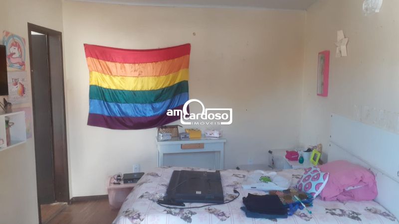 Casa com 6 quartos, 7 banheiros e 258m² à venda no bairro Sao Sebastiao, Porto Alegre