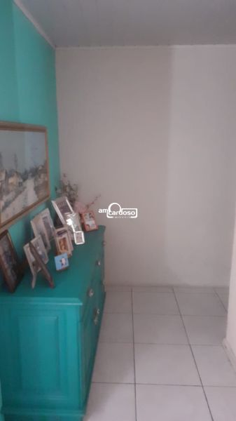 Casa com 6 quartos, 7 banheiros e 258m² à venda no bairro Sao Sebastiao, Porto Alegre