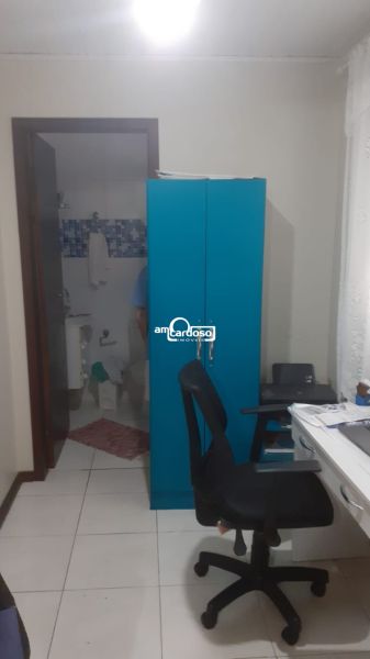 Casa com 6 quartos, 7 banheiros e 258m² à venda no bairro Sao Sebastiao, Porto Alegre