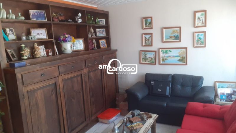 Casa com 6 quartos, 7 banheiros e 258m² à venda no bairro Sao Sebastiao, Porto Alegre