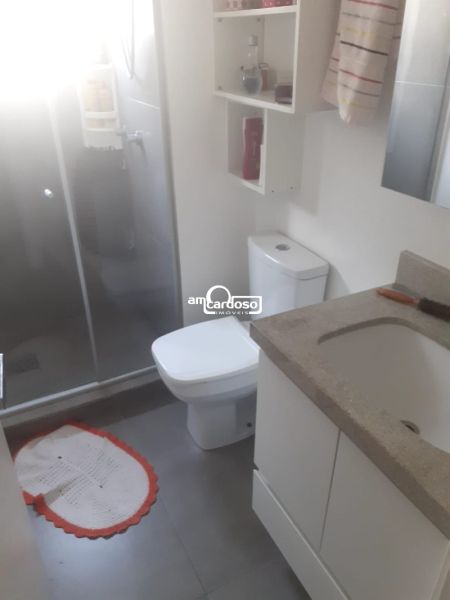 Apartamento com 3 quartos, 2 banheiros e 67m² à venda no bairro Jardim Lindoia, Porto Alegre