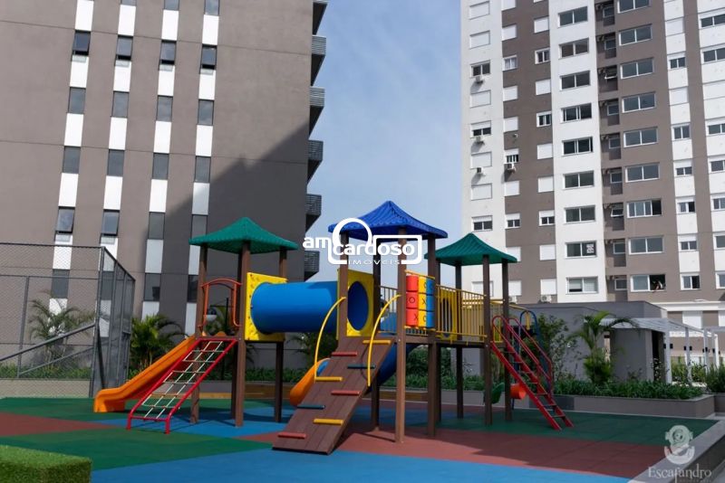 Apartamento com 2 quartos, 2 banheiros e 61m² à venda no bairro Sao Sebastiao, Porto Alegre
