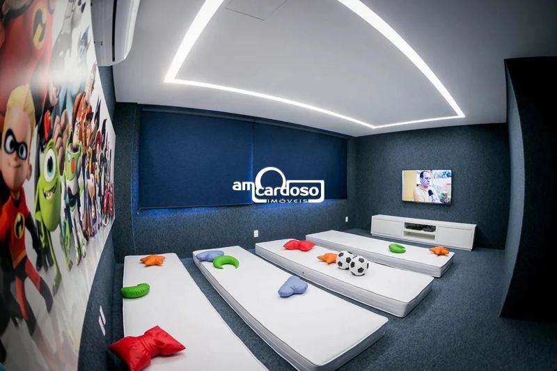 Apartamento com 2 quartos, 2 banheiros e 61m² à venda no bairro Sao Sebastiao, Porto Alegre