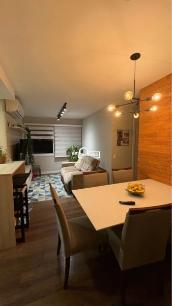 Apartamento com 2 quartos, 2 banheiros e 61m² à venda no bairro Sao Sebastiao, Porto Alegre