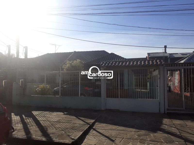 Casa com 3 quartos, 2 banheiros e 130m² à venda no bairro Passo Dareia, Porto Alegre