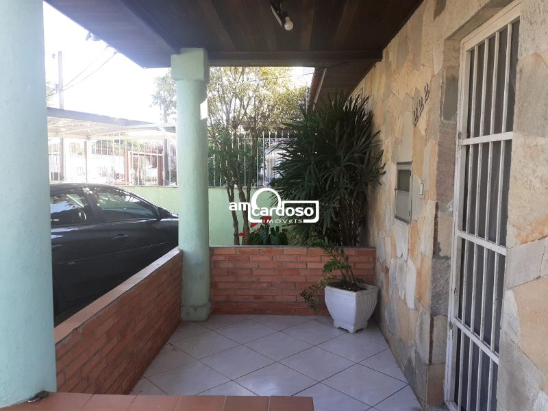 Casa com 3 quartos, 2 banheiros e 130m² à venda no bairro Passo Dareia, Porto Alegre