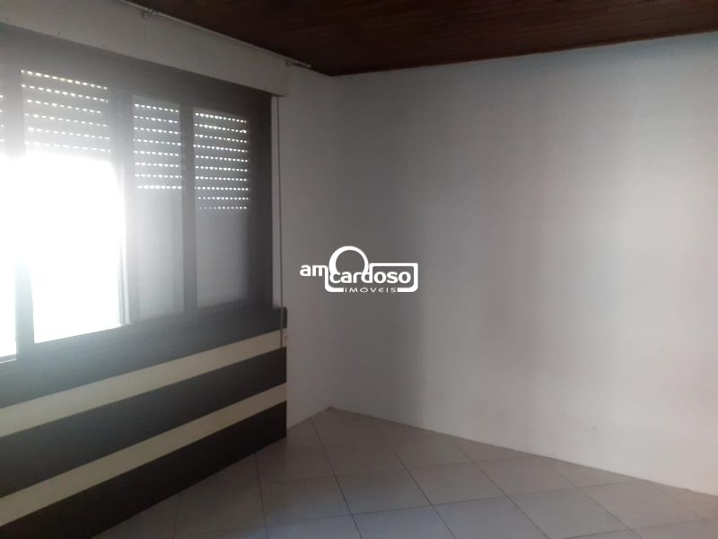 Casa com 3 quartos, 2 banheiros e 130m² à venda no bairro Passo Dareia, Porto Alegre