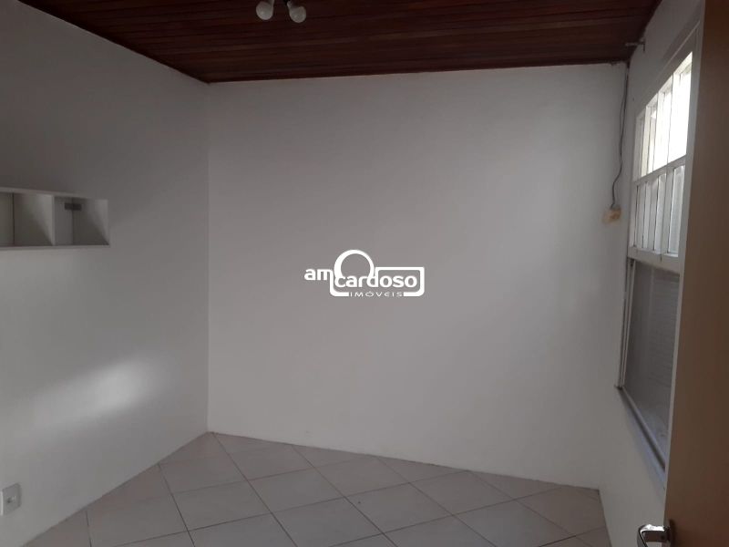 Casa com 3 quartos, 2 banheiros e 130m² à venda no bairro Passo Dareia, Porto Alegre