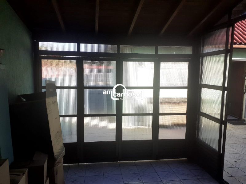 Casa com 3 quartos, 2 banheiros e 130m² à venda no bairro Passo Dareia, Porto Alegre