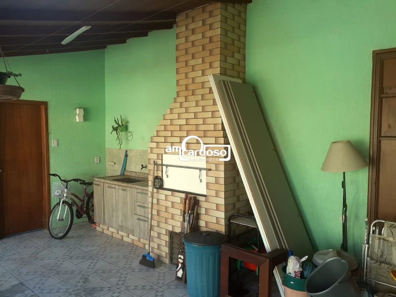 Casa com 3 quartos, 2 banheiros e 130m² à venda no bairro Passo Dareia, Porto Alegre