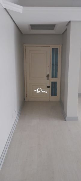 Apartamento com 3 quartos, 3 banheiros e 129m² à venda no bairro Jardim Lindoia, Porto Alegre