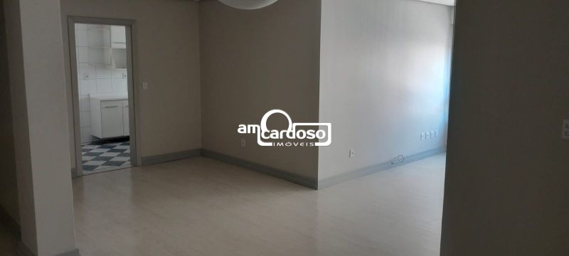 Apartamento com 3 quartos, 3 banheiros e 129m² à venda no bairro Jardim Lindoia, Porto Alegre