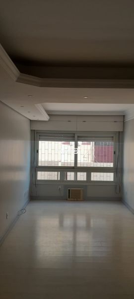 Apartamento com 3 quartos, 3 banheiros e 129m² à venda no bairro Jardim Lindoia, Porto Alegre