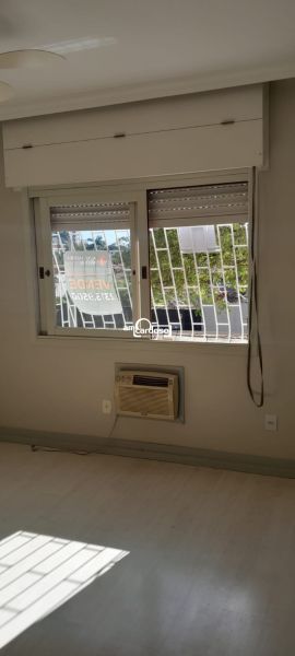 Apartamento com 3 quartos, 3 banheiros e 129m² à venda no bairro Jardim Lindoia, Porto Alegre